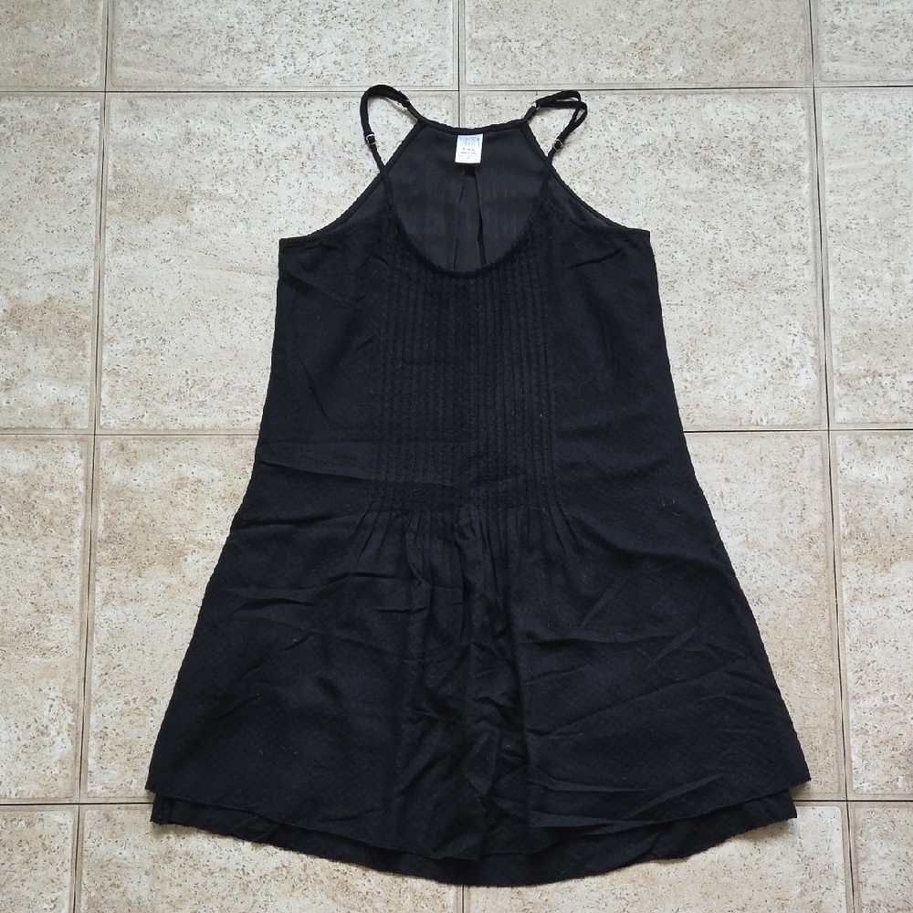 Black Sleeveless Dress